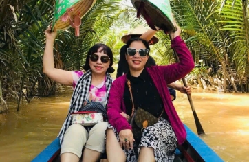 Đi thuyền trong cồn