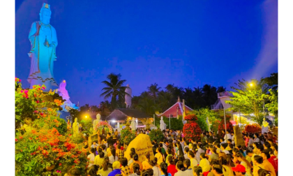 Hành Trình Hành Hương Tại Chùa Mẹ Nam Hải